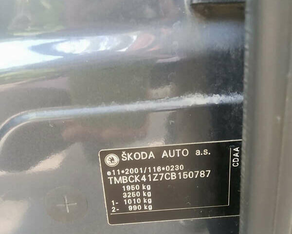 Сірий Шкода Октавія, об'ємом двигуна 1.8 л та пробігом 345 тис. км за 7600 $, фото 19 на Automoto.ua