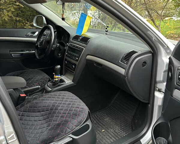 Сірий Шкода Октавія, об'ємом двигуна 1.6 л та пробігом 158 тис. км за 8600 $, фото 13 на Automoto.ua