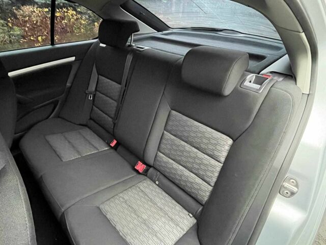 Сірий Шкода Октавія, об'ємом двигуна 1.6 л та пробігом 226 тис. км за 6990 $, фото 13 на Automoto.ua