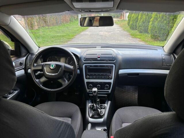 Серый Шкода Октавия, объемом двигателя 1.8 л и пробегом 180 тыс. км за 7100 $, фото 14 на Automoto.ua