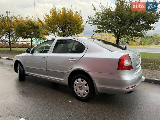 Серый Шкода Октавия, объемом двигателя 1.8 л и пробегом 190 тыс. км за 7100 $, фото 12 на Automoto.ua