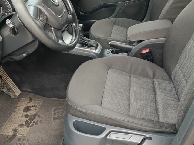 Сірий Шкода Октавія, об'ємом двигуна 1.8 л та пробігом 236 тис. км за 7800 $, фото 5 на Automoto.ua