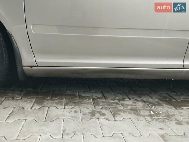 Сірий Шкода Октавія, об'ємом двигуна 1.6 л та пробігом 398 тис. км за 6950 $, фото 2 на Automoto.ua