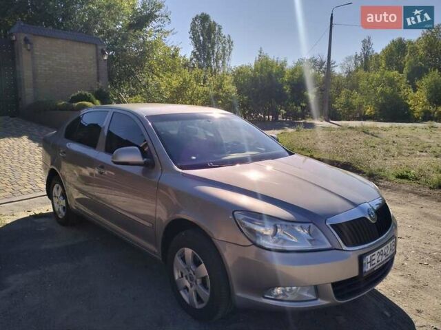 Серый Шкода Октавия, объемом двигателя 1.8 л и пробегом 137 тыс. км за 7850 $, фото 19 на Automoto.ua