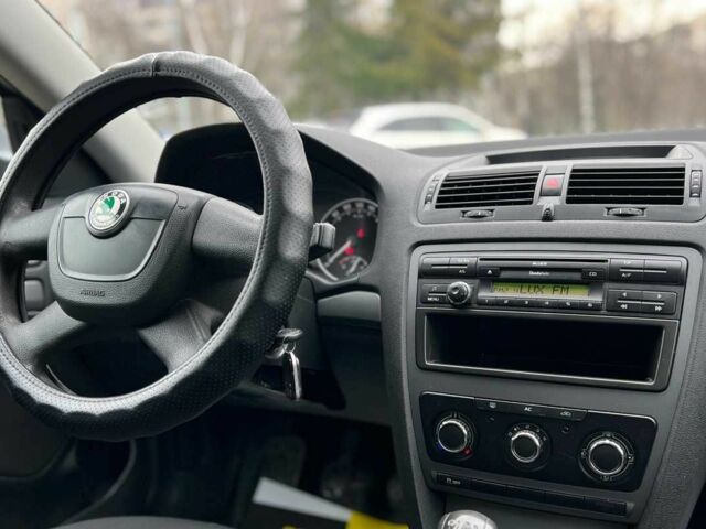 Сірий Шкода Октавія, об'ємом двигуна 1.4 л та пробігом 219 тис. км за 6999 $, фото 16 на Automoto.ua