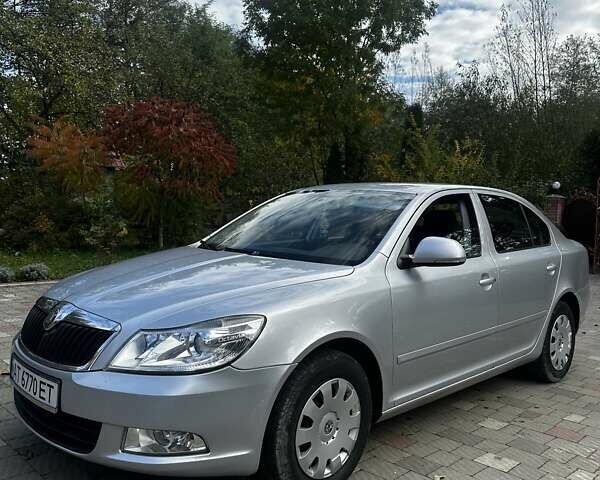 Серый Шкода Октавия, объемом двигателя 1.6 л и пробегом 203 тыс. км за 6800 $, фото 6 на Automoto.ua