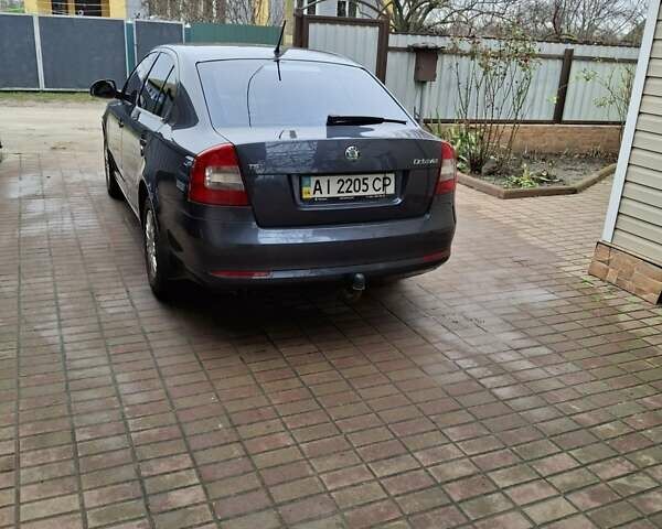 Сірий Шкода Октавія, об'ємом двигуна 1.8 л та пробігом 272 тис. км за 7500 $, фото 4 на Automoto.ua