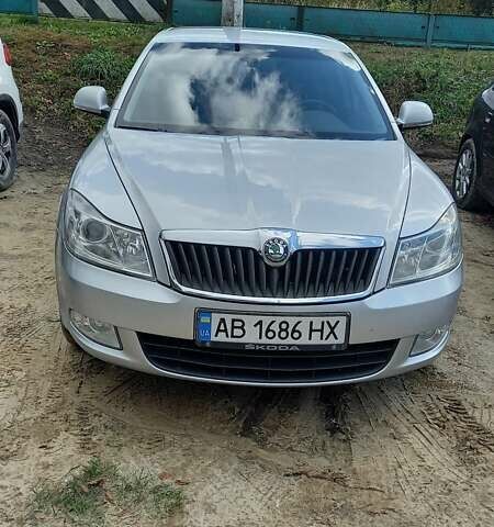 Серый Шкода Октавия, объемом двигателя 1.6 л и пробегом 276 тыс. км за 8300 $, фото 2 на Automoto.ua