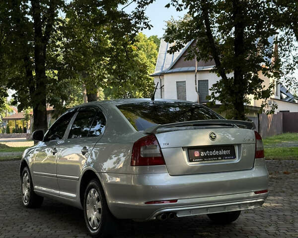 Сірий Шкода Октавія, об'ємом двигуна 2 л та пробігом 254 тис. км за 8400 $, фото 1 на Automoto.ua