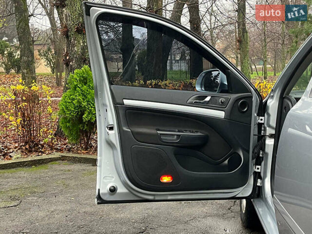 Сірий Шкода Октавія, об'ємом двигуна 1.6 л та пробігом 226 тис. км за 6990 $, фото 9 на Automoto.ua