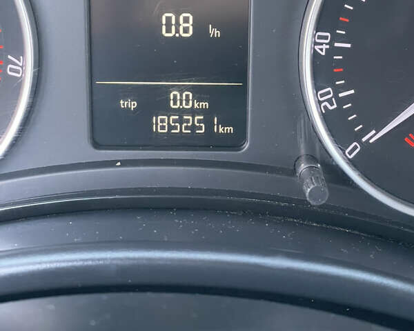 Сірий Шкода Октавія, об'ємом двигуна 1.8 л та пробігом 185 тис. км за 8000 $, фото 10 на Automoto.ua