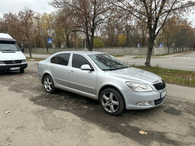 Сірий Шкода Октавія, об'ємом двигуна 1.6 л та пробігом 255 тис. км за 6500 $, фото 1 на Automoto.ua