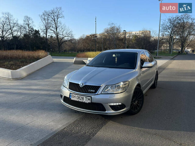Серый Шкода Октавия, объемом двигателя 1.8 л и пробегом 204 тыс. км за 8500 $, фото 2 на Automoto.ua