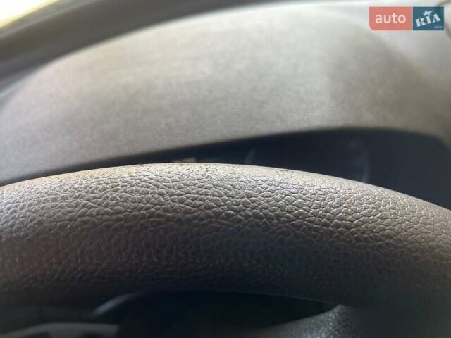 Серый Шкода Октавия, объемом двигателя 1.6 л и пробегом 310 тыс. км за 9300 $, фото 8 на Automoto.ua