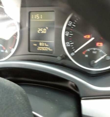 Серый Шкода Октавия, объемом двигателя 1.6 л и пробегом 209 тыс. км за 9800 $, фото 10 на Automoto.ua