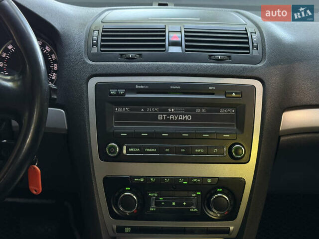 Сірий Шкода Октавія, об'ємом двигуна 2 л та пробігом 254 тис. км за 8400 $, фото 40 на Automoto.ua
