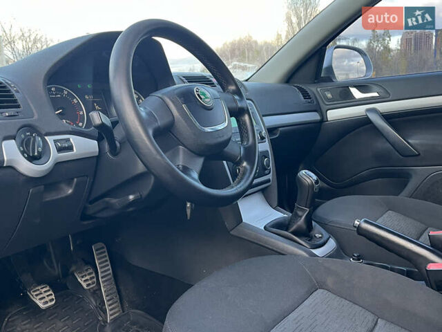 Сірий Шкода Октавія, об'ємом двигуна 1.8 л та пробігом 215 тис. км за 6350 $, фото 11 на Automoto.ua