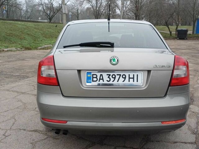 Сірий Шкода Октавія, об'ємом двигуна 1.4 л та пробігом 209 тис. км за 7800 $, фото 4 на Automoto.ua