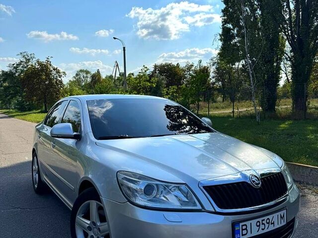 Сірий Шкода Октавія, об'ємом двигуна 1.8 л та пробігом 221 тис. км за 8000 $, фото 8 на Automoto.ua