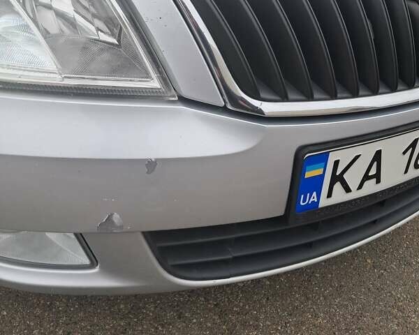 Серый Шкода Октавия, объемом двигателя 1.6 л и пробегом 225 тыс. км за 7700 $, фото 4 на Automoto.ua