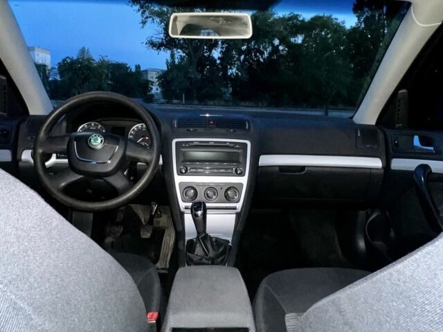 Серый Шкода Октавия, объемом двигателя 1.8 л и пробегом 324 тыс. км за 7600 $, фото 16 на Automoto.ua