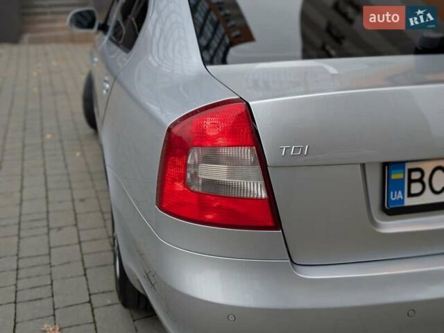 Серый Шкода Октавия, объемом двигателя 1.6 л и пробегом 306 тыс. км за 7850 $, фото 28 на Automoto.ua