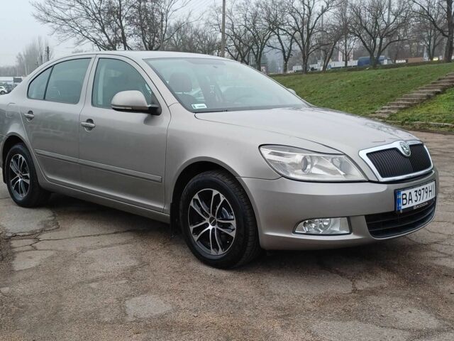 Сірий Шкода Октавія, об'ємом двигуна 1.4 л та пробігом 209 тис. км за 7800 $, фото 2 на Automoto.ua