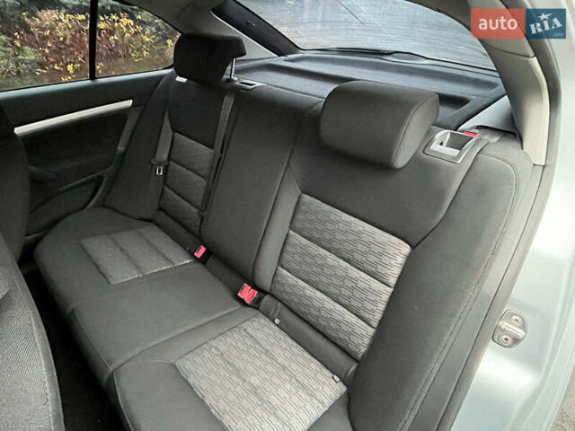 Сірий Шкода Октавія, об'ємом двигуна 1.6 л та пробігом 226 тис. км за 6990 $, фото 13 на Automoto.ua