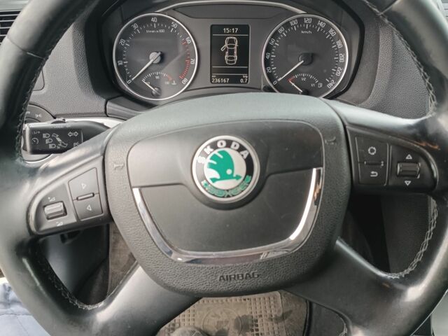 Сірий Шкода Октавія, об'ємом двигуна 1.8 л та пробігом 236 тис. км за 7800 $, фото 3 на Automoto.ua