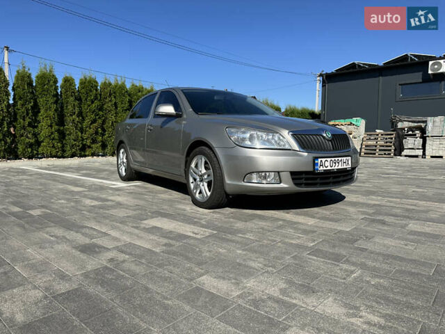 Серый Шкода Октавия, объемом двигателя 1.6 л и пробегом 241 тыс. км за 8200 $, фото 10 на Automoto.ua