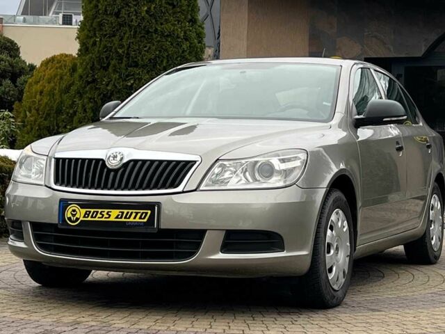 Сірий Шкода Октавія, об'ємом двигуна 1.4 л та пробігом 219 тис. км за 6999 $, фото 2 на Automoto.ua