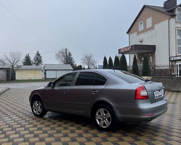 Серый Шкода Октавия, объемом двигателя 1.8 л и пробегом 239 тыс. км за 8800 $, фото 7 на Automoto.ua