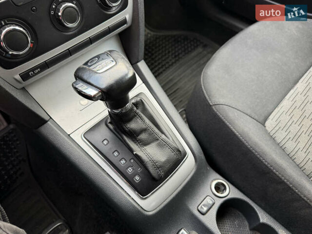 Сірий Шкода Октавія, об'ємом двигуна 1.8 л та пробігом 190 тис. км за 7200 $, фото 25 на Automoto.ua