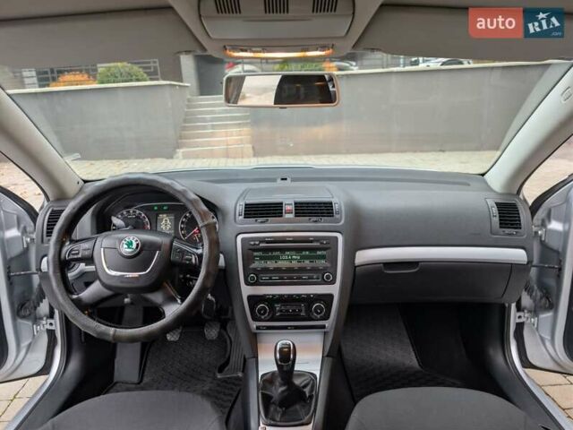 Серый Шкода Октавия, объемом двигателя 1.6 л и пробегом 306 тыс. км за 7850 $, фото 52 на Automoto.ua