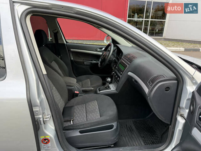 Сірий Шкода Октавія, об'ємом двигуна 1.8 л та пробігом 190 тис. км за 7200 $, фото 20 на Automoto.ua