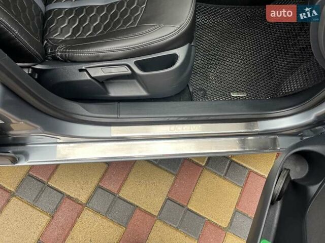 Серый Шкода Октавия, объемом двигателя 1.8 л и пробегом 239 тыс. км за 8800 $, фото 50 на Automoto.ua