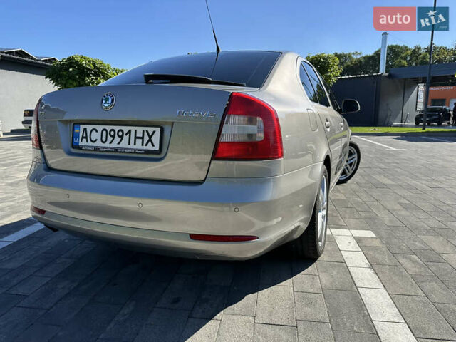 Серый Шкода Октавия, объемом двигателя 1.6 л и пробегом 241 тыс. км за 8200 $, фото 17 на Automoto.ua