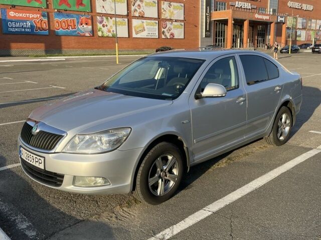 Серый Шкода Октавия, объемом двигателя 1.8 л и пробегом 185 тыс. км за 8000 $, фото 11 на Automoto.ua