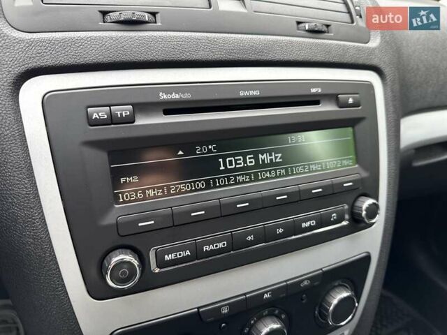Серый Шкода Октавия, объемом двигателя 1.6 л и пробегом 77 тыс. км за 10900 $, фото 44 на Automoto.ua