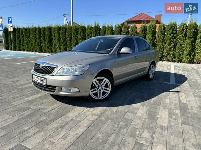 Серый Шкода Октавия, объемом двигателя 1.6 л и пробегом 241 тыс. км за 8200 $, фото 1 на Automoto.ua