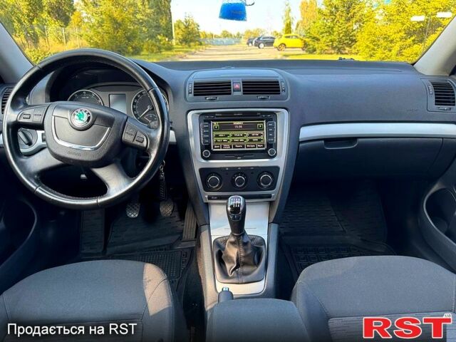 Сірий Шкода Октавія, об'ємом двигуна 1.8 л та пробігом 221 тис. км за 8000 $, фото 5 на Automoto.ua