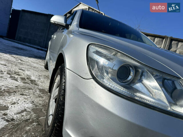 Серый Шкода Октавия, объемом двигателя 1.4 л и пробегом 208 тыс. км за 6800 $, фото 6 на Automoto.ua