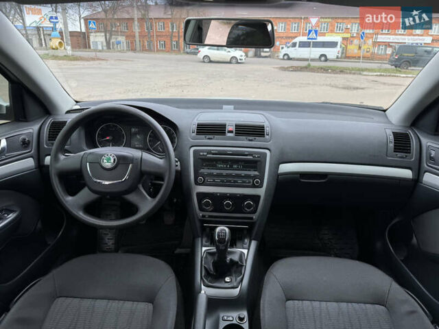 Серый Шкода Октавия, объемом двигателя 1.8 л и пробегом 166 тыс. км за 7300 $, фото 12 на Automoto.ua