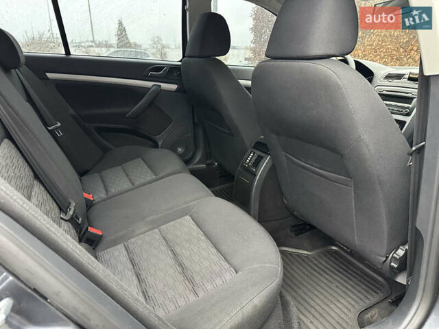 Серый Шкода Октавия, объемом двигателя 1.8 л и пробегом 140 тыс. км за 9500 $, фото 15 на Automoto.ua