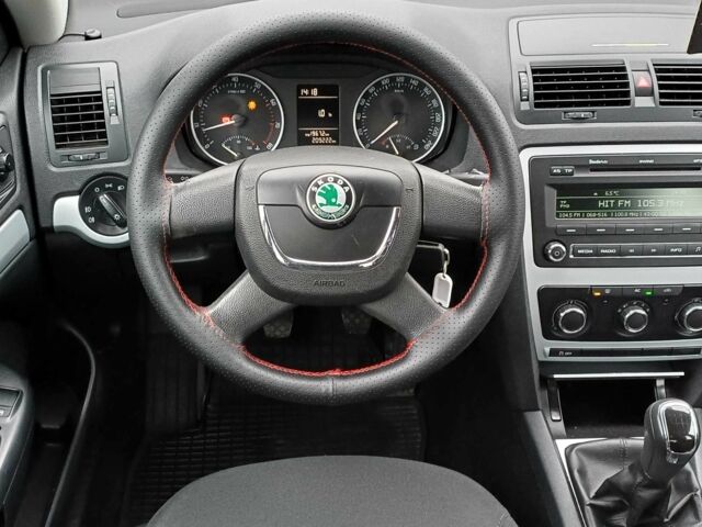 Сірий Шкода Октавія, об'ємом двигуна 1.4 л та пробігом 209 тис. км за 7800 $, фото 13 на Automoto.ua