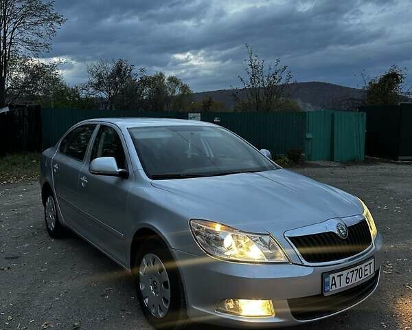 Шкода Октавия 2011 в Надворной на Automoto.ua Серый Шкода Октавия, объемом двигателя 1.6 л и пробегом 202 тыс. км за 6950 $, фото 10 на Automoto.ua