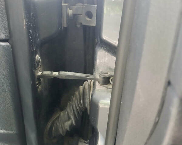 Сірий Шкода Октавія, об'ємом двигуна 1.8 л та пробігом 345 тис. км за 7600 $, фото 33 на Automoto.ua