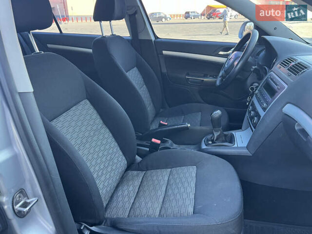 Серый Шкода Октавия, объемом двигателя 1.8 л и пробегом 215 тыс. км за 6350 $, фото 8 на Automoto.ua