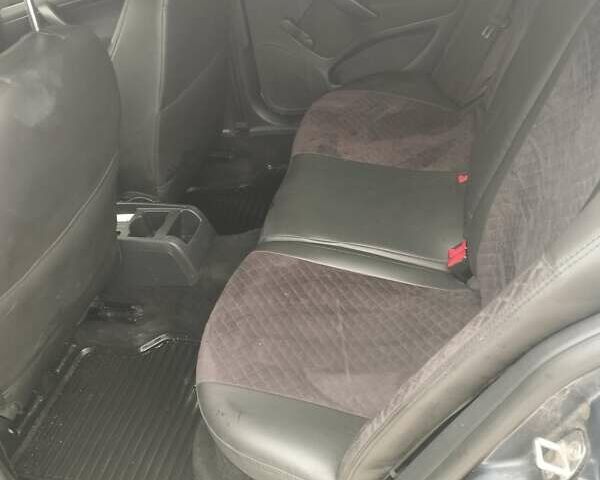Серый Шкода Октавия, объемом двигателя 1.6 л и пробегом 245 тыс. км за 7600 $, фото 6 на Automoto.ua
