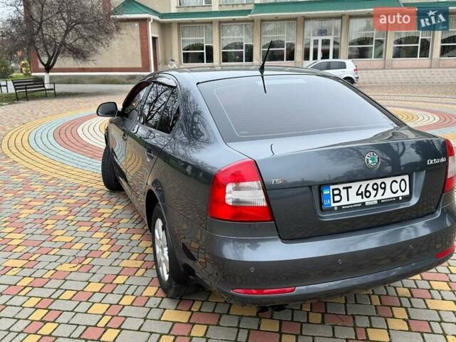 Серый Шкода Октавия, объемом двигателя 1.8 л и пробегом 137 тыс. км за 8300 $, фото 4 на Automoto.ua